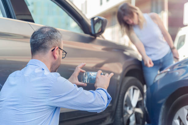 Professional Car Insurance Near Me technician working in Lake of the Woods, IL